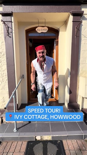 Ivy Cottage Speed Tour in Howwood