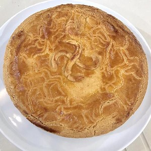 Recette du Gâteau basque de Monique - Dessert traditionnel | Julie Andrieu