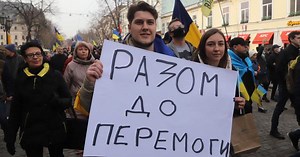 Is Ukrainian a dialect of Russian or an altogether different language?