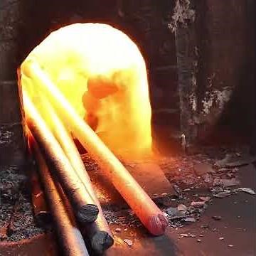 Forging a Rusty Dozer Track Chain into a SHINING Wheel Axle