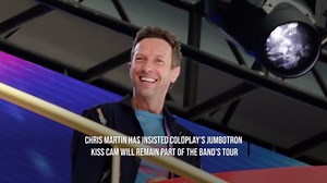 Coldplay refuse to drop kiss cam from tour