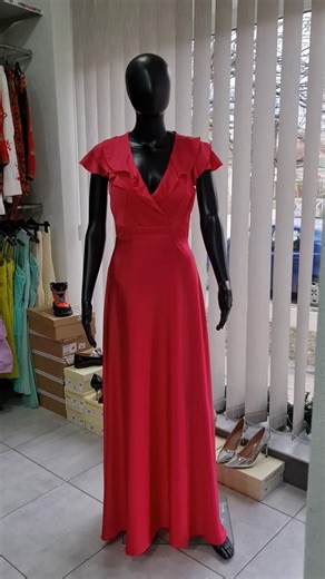 Prvi Pravi Outlet on Instagram: "Rinascimento! Veličina S, L, XL Cena sa 6490 na 5841 din. 👉🏿Orlovićeva 32a, Ruma👈🏿 Radno vreme ponedeljak subota od 09 do 16h Dobro nam došli! #desigualsrbija #originalgarderoba #markiranestvari #prodajaonline #outletprodaja rinascimentosrbija svecanehaljine desigualsrbija valentinomariobags tommyhilfigersrbija maxmarasrbija markiranetorbe markiranetasne valentinosrbija rumaoutlet calvinkleintorbe tommyhilfigertorbe brendiranetorbe originaltasne guesstasne ca