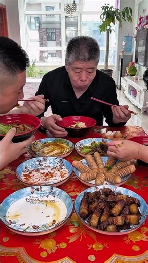 🍚👨‍👩‍👧‍👦 Super Delicious Family Meal - The Whole Family Gets Together and Eats Deliciously!😋🍗