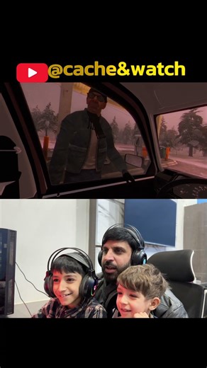 an old man scared us ! #roblox #gaming #robloxfunny #games #robloxjokes #horror #robloxmemes #gta