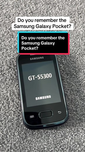 Exploring the Samsung Galaxy Pocket: An Old Budget Phone from 2012