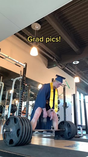 University Bodybuilder Grad Pics