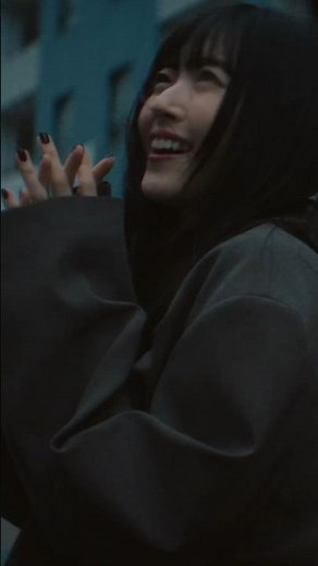 【#鈴木愛理】「#恋におちたら feat. 空音 & ☆Taku Takahashi」MV公開＆配信中💖 ‪@airisuzukich‬ ‪@srn_c6c‬