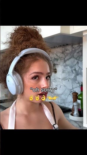 Sign Language Fail? 😂🙌