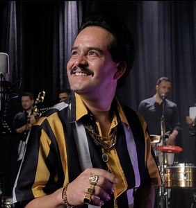 Biografía David Zahan