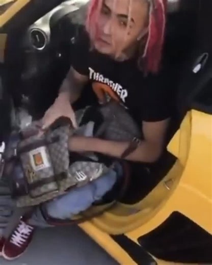 LIL PUMP | It’s Lil Pump, young flexer! 🔥🤑💸 #lilpump #fyp #foryou #story #funny #flexing @lilpump | Instagram