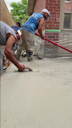 Working the Jitterbug #concrete #backyarddesign #crushingit#dreamlandscapes