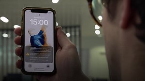 Millions of UK mobile phones receive test of new national alert system