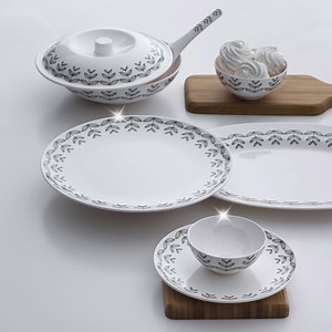 6.3K views · 82 reactions | Monochromatic crockery and table settings...