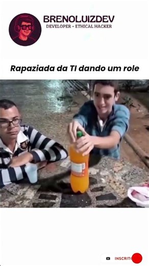 Rapaziada da TI quando se junta... #memes #ti #dev #nerd