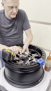 How to prevent flat tires in the world’s hardest off-road race! Maxxis Tires with Raceline Wheels, ORI Struts, Kalyani Mobility Drivelines | Jensen Bros. Off-Road Parts