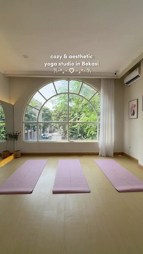 NUMA Yoga Studio Is Here! Your New Aesthetic Yoga Spot in Bekasi🧘🏻‍♀️🎀✨ ────୨ৎ──── Bekasi’s yogis have a brand-new, super aesthetic space to unwind, have fun, and let go of stress! NUMA Yoga Studio is the ultimate vibe with its cozy, serene atmosphere, and beautiful view. Whether you’re here to hang out, flow, or just soak in the ambiance, this is the place to be🌿✨ Come practice at our studio and book your slot now! #studioyogabekasi #yogabekasi #studioyoga #yoga