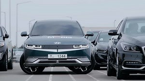 Watch Hyundai e-Corner execute a real 90-degree crab walk and 180-degree turn