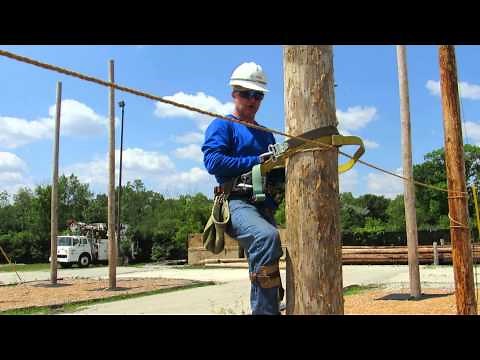Bucksqueeze Training: Ascending and Descending Over and Under an obstacle on the Pole