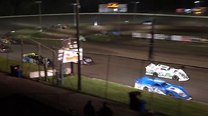 19K views · 356 reactions | High dramatics at the end of the USRA Late Model feature last night Friday night at Mississippi Thunder Speedway. We are LIVE from MTS on Friday night! | RacinDirt.com | Facebook