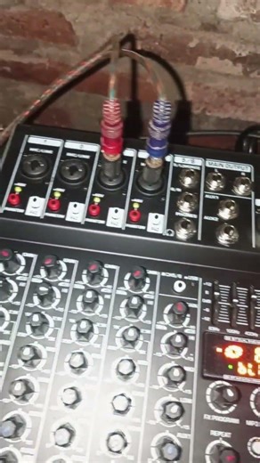 Test mixer DB Voice tundher 6 thunder 6