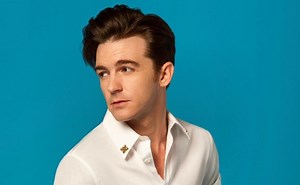 A ritmo de la Bamba, Drake Bell sorprende a sus fans cantando en español