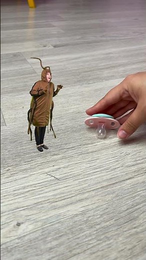 The Epic Porridge Showdown: Girl vs. Cockroach! 🥣🪳