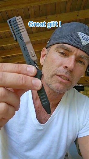 28 reactions | Your average pen—meet the Green Glock-inspired G2 Pilot Pen! 礪A bold, tactical twist on everyday writing: 3D printed in durable PLA, fitted with a smooth Pilot G2 refill (replaceable!), and 100% safe/non-functional. Perfect for pen collectors, firearms fans, or anyone who loves unique desk gear that sparks conversations. Get it nowhttps://t.site/3WPgaPH | Momenticd | Facebook