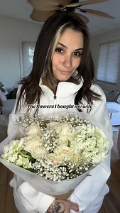 2.2K views · 136 reactions | The flowers my wife got this time #wife #flowers #bride #roses #whiteflowers | Sadie Riendeau | Facebook