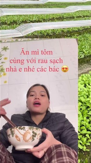 TLL| ăn mì với em nhé các bác #short