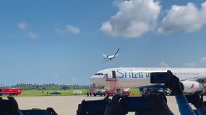 519K views · 9K reactions | Low flypast over Katunayake Airport Video credits: Deneth Mihisara | Aviation Voice | Facebook
