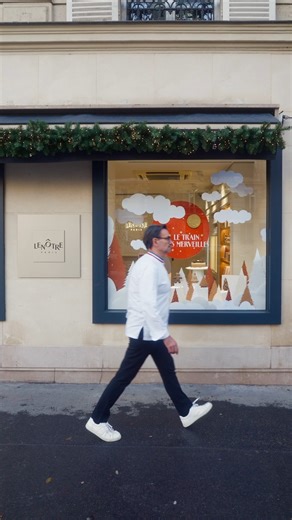 Lenôtre on Instagram: "🔥Are you ready? Nous oui. Les fêtes peuvent commencer ! 🎁 Nos équipes sont prêtes à vous accueillir en boutique pour vous accompagner dans la création de votre menu sur-mesure, à vous aider dans le choix du cadeau idéal ou la sélection du dessert parfait ! 🍰 Ça commence dès aujourd’hui, avec la dégustation de la bûche « Noël sous la neige » dans toutes nos boutiques, de 14h à 18h ! On vous attend nombreux ! #lenotre #noel #paris #cannes"