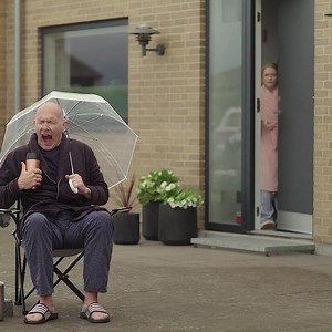 Vi har et meget dygtigt team af NASSAU montører, som kommer og sætter din nye Garageport op. ✔️ Garageport priser fra 7.995 kr ✔️ Design, beregn og se pris i vores webshop ✔️ Produceret i Danmark ✔️ Produceret i Danmark | NASSAU Door A/S