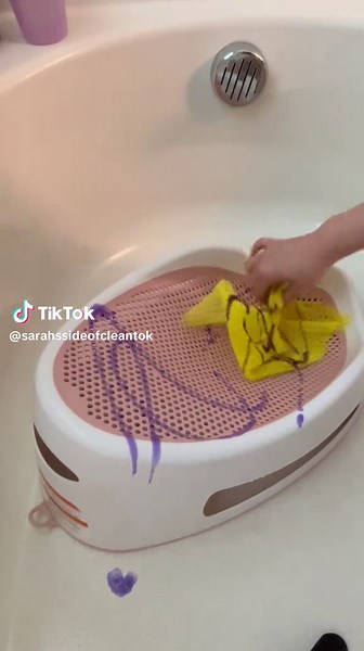 Effective Baby Bath Cleaning Tips Using Fabuloso Gel