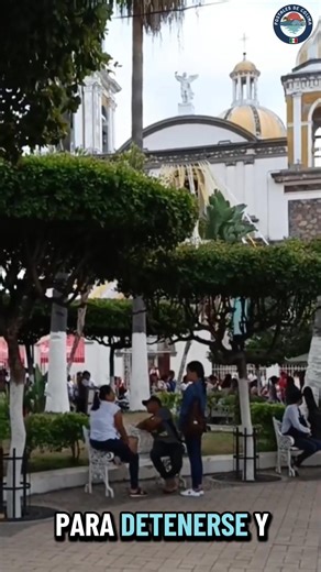 Un paseo por el jardín de Comala, disfrutando su tranquilidad, sus portales y la magia del “Pueblo Blanco de América”. 🌿✨ #PostalesDeColima #RecorriendoColima #ColimaTieneMagia #PorAmorAColima #OrgullosamenteColimense | Postales de Colima