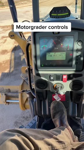 Understanding Motorgrader Controls | Cat 150D Tutorial