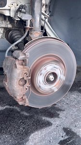 Is this normal? Watch this rusty rotor go from orange to clean in seconds. Should you worry when your brakes look like this? Let’s talk below!” #RustyRotors #BrakeFix #DIYMechanic #CarRepairTips #MobileMechanic #BrakePads #AutoRepair #SatisfyingFix #CarMaintenance #MechanicLife #HowTo #CarHacks #FixItYourself #AutomotiveDIY #SatisfyingContent | My Mobile Mechanic / Auto Repair & Brake Replacement.