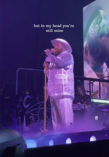 Teddy Swims Delivers Powerful Vocal Performance