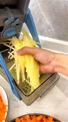 🚫STOP using kitchen vegetable cutting knife try trending #youtubeshorts#storegeracks #kitchengadgets