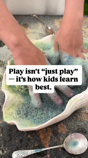 Through hands-on play, children build creativity, problem-solving skills, language, confidence and emotional regulation — all without even realising they’re learning. ✨ Play also strengthens brain pathways, supports motor skills, and encourages independence. Sources: • UNICEF – “Learning Through Play” • American Academy of Pediatrics – “The Power of Play in Childhood” • Harvard Center on the Developing Child – “Serve & Return & Active Learning” ✨ Comment PLAY for the store link! | Feather & Leaf