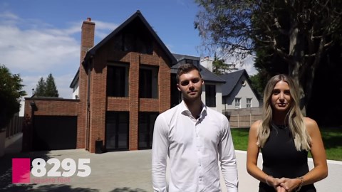 Inside a £5,000,000 London modern mansion with underground pool & spa