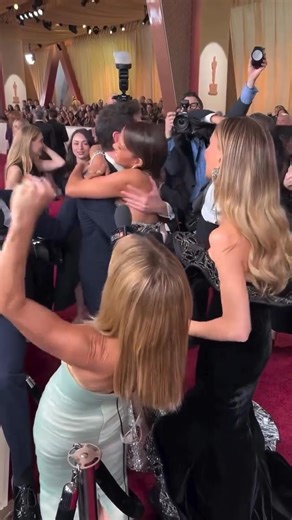 492K views · 5.7K reactions | 22 years later, that’s what you call getting your lick back! | EBONY | Facebook