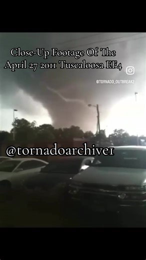 Close-Up Footage of the April 27, 2011 Tuscaloosa EF4 Tornado