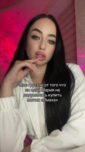 Відео користувача polina graphite (@polina.graphite) з композицією «Summer song - Remy Bond»