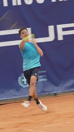 1.1K reactions · 55 comments | Ambidextrous 14 yo @lucas.herrera.sanchez in action last week at the Tourneo Avvenire u14 super cat 1 at @clubambrosiano  ️ #juniortennis #tenniseurope #ambidextrous | Functional Tennis | Facebook