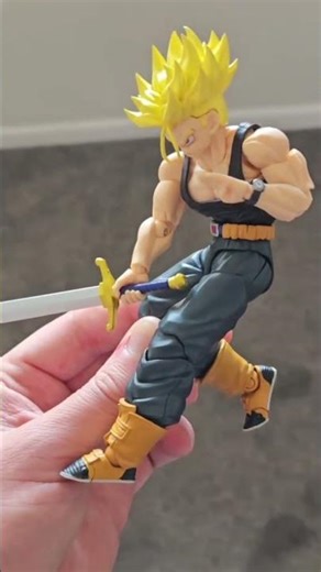 Tonsen art toys Trunks Posing