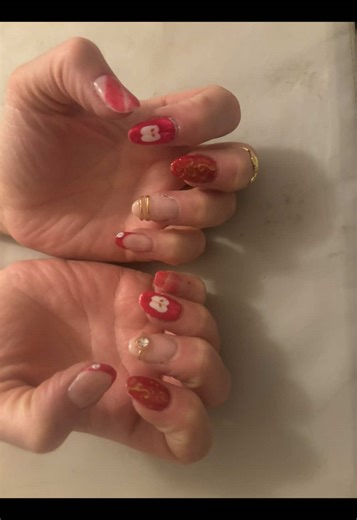 Cute Vacation Nails for Beginners