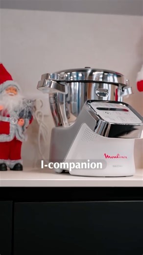 Magasin Pulsat on Instagram: "𝙉𝙚 𝙡𝙖𝙞𝙨𝙨𝙚𝙯 𝙥𝙖𝙨 𝙡𝙚 𝙨𝙩𝙧𝙚𝙨𝙨 𝙙𝙪 𝙧𝙚𝙥𝙖𝙨 𝙙𝙚 𝙉𝙤𝙚̈𝙡 𝙜𝙖̂𝙘𝙝𝙚𝙧 𝙡𝙖 𝙛𝙚̂𝙩𝙚 😅 Trouvez le chef qu'il vous faut : le i-Companion de Moulinex ! 🔪 Il découpe, hache, mixe... 🧑‍🍳 Il cuit à votre place ! (Accès illimité aux recettes via l'application) ✨ L'offre de Noël qu'on adore : 499,99€ au lieu de 799,99€ Préparez le repas de fête en quelques minutes et profitez de vos invités ! 📍 Venez vite trouver votre compagnon parfait chez Pulsat