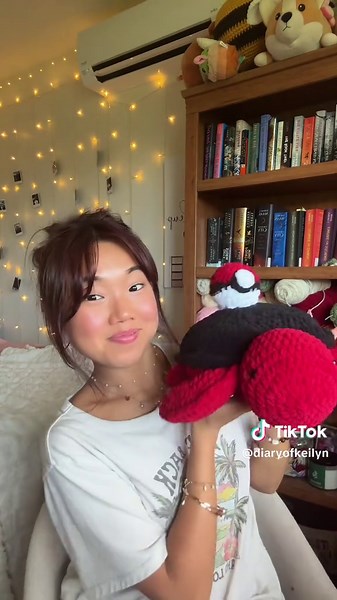 I crocheted a pokemon ball themed turtle for my bf!! I created my own pattern and I am so happy with how it turned out!! ☺️♥️ #crochet #crochetersoftiktok #crochettok #crochetplushie #crochetpokemon