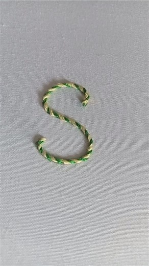 Back Stitch Letters Embroidery || S Letter Embroidery 🪡🧵#embroidery #shorts #handbroidery