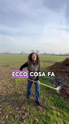 Agriturismo La Bozzola on Instagram: "Anche le contadine devono sciare!!😂⛷️💩 📹 @houst_agency #agriturismo #aziendaagricola #ferrara #km0 #emiliaromagna contadino humor scii settimanabianca"